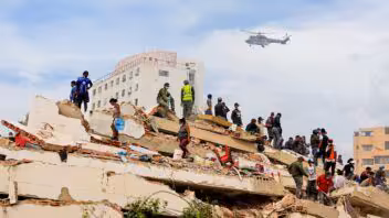 Venezuela decreta 7 días de duelo nacional por los terremotos del 24 de junio