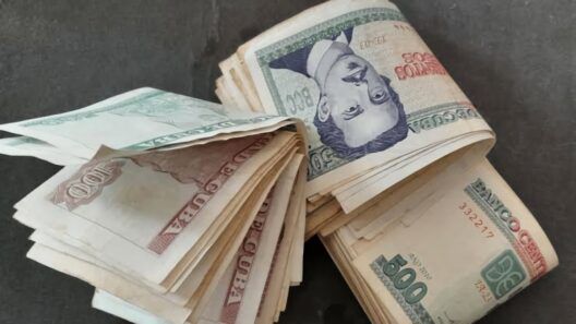 Fin del límite de $5000 pesos en los bancos cubanos