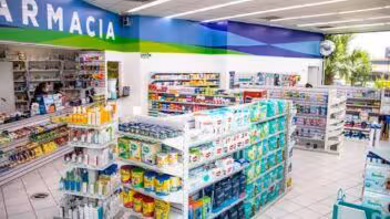 Gobierno cubano autoriza a privados para servicios farmacéuticos, de ópticas y de rehabilitación