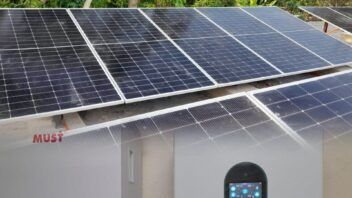ETECSA presume de paneles solares, pero negocios y emigrados pagan para garantizar la conexión