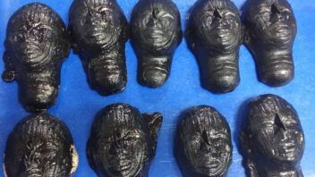 Aduana de Cuba detecta más de 12 kg de oro ocultos en figuras negras