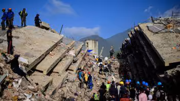 Venezuela eleva a 2954 los fallecidos por los terremotos del 24 de junio
