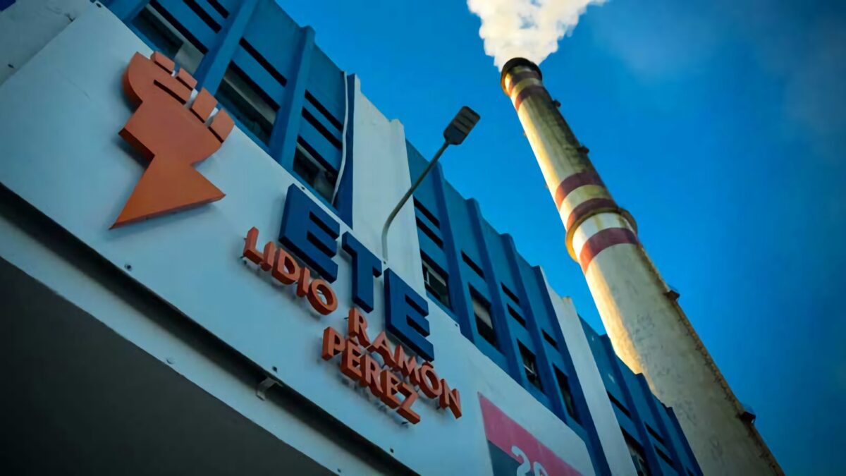 Oriente de Cuba queda desconectado del SEN tras salida de tres unidades termoeléctricas