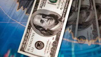 Cae el dólar y el euro en Cuba. Así están las divisas en el mercado informal hoy 14 de agosto