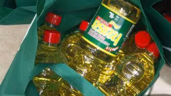 El aceite se dispara en Cuba: ya venden el litro hasta en 4.000 pesos