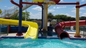Cierran parque acuático en Hialeah apenas días después de reabrir
