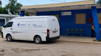 Correos de Cuba admite “atrasos considerables” en la transportación de envíos hacia sus destinos finales