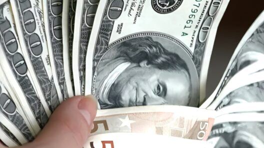 Si te mandan 100 dólares, ¿cuánto dinero recibes ahora mismo en Cuba?