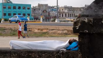 Apagones en Cuba obligan a familias a dormir en azoteas y espacios públicos