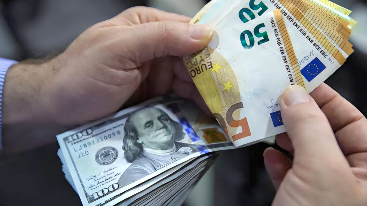 Descensos en las tasas de cambio: así está el dólar y el euro en Cuba hoy