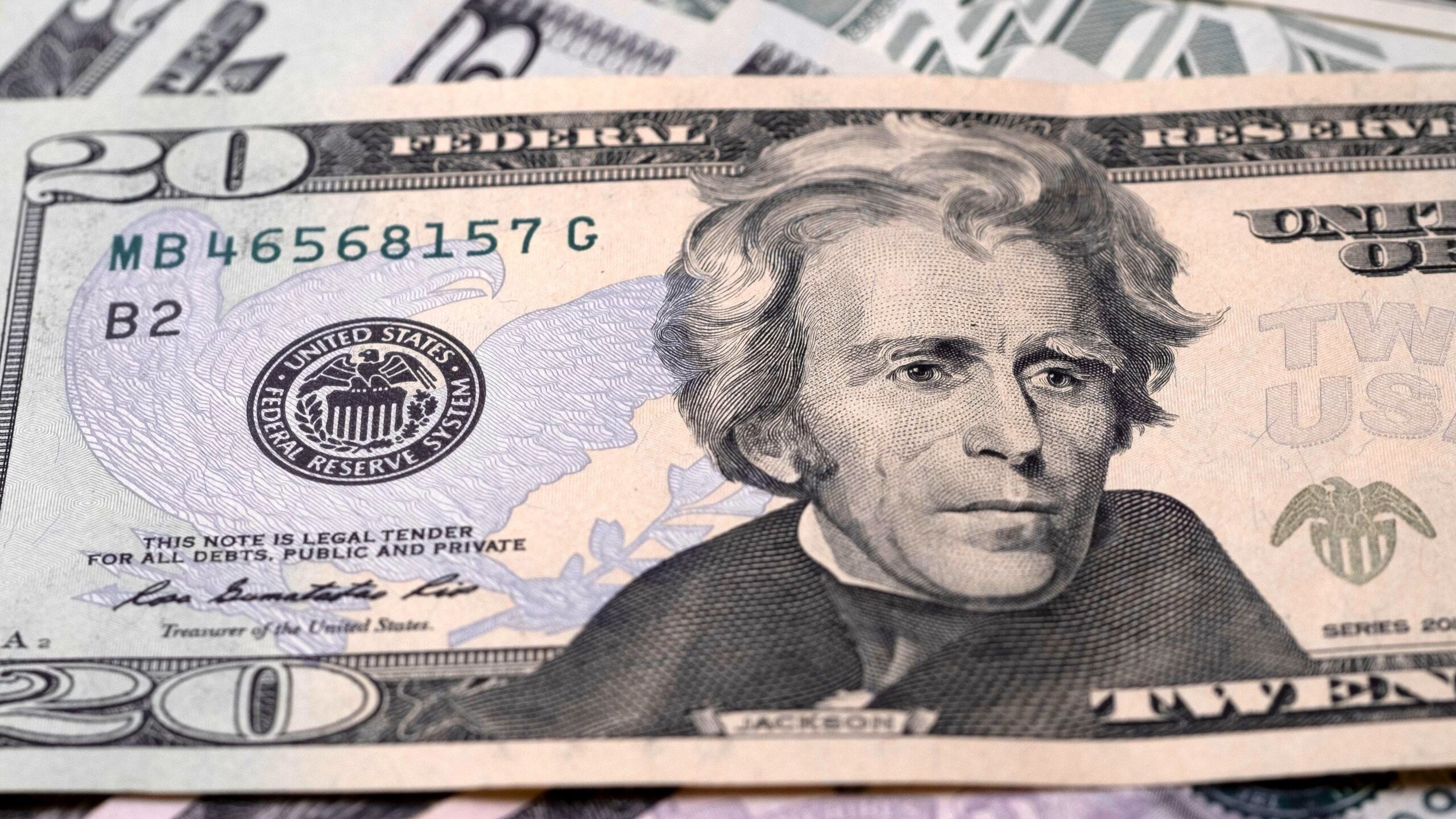 Precio del dólar y el euro hoy en Cuba: la MLC cae más de 10 pesos este 18 de agosto