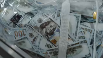 Otro aumento: Así está el precio del dólar y del euro en Cuba hoy. Tasas de cambio