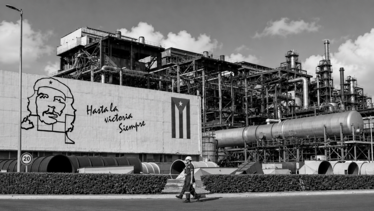 UNE anticipa un periodo difícil para el sistema eléctrico cubano entre septiembre y diciembre