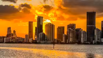 El tiempo en Miami hoy jueves 20 de agosto: calor de hasta 110 °F y tormentas por la tarde