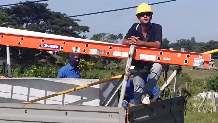 Apagones en Cuba: prevén una afectación de 1990 MW para el pico de este viernes