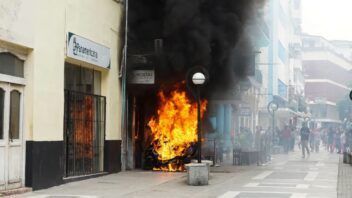 Incendios de motos eléctricas: bomberos de Villa Clara alertan sobre la carga y el parqueo