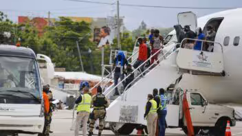 Estados Unidos dicta 160.029 órdenes de deportación contra mexicanos en 2026