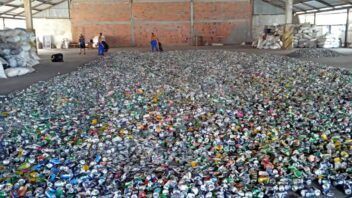 Reciclaje en Holguín: más de 400 convenios para recoger materias primas
