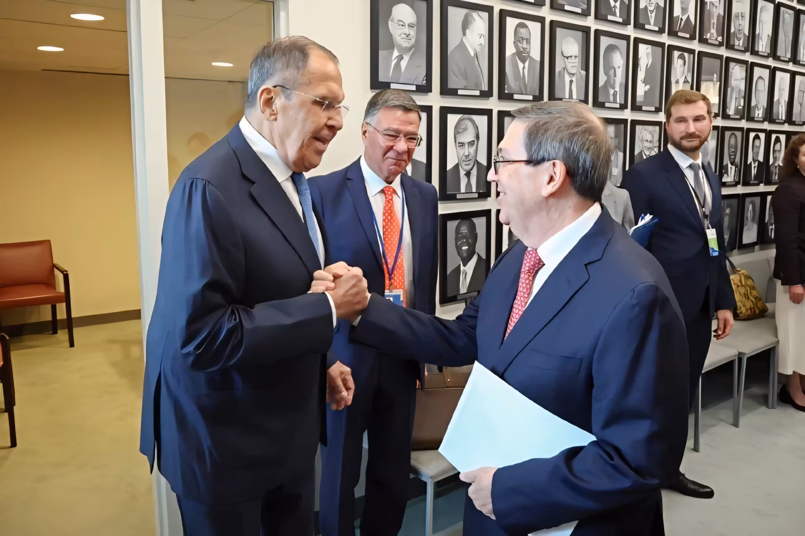 Bruno Rodríguez y Serguéi Lavrov se reúnen en Nueva York durante la Asamblea de la ONU