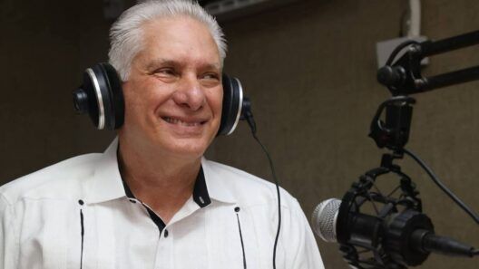 Criterio Compartido: Díaz-Canel defiende cambios económicos en Radio Rebelde