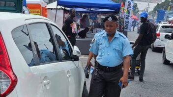 Asalto a cubanos en Guyana: los amenazaron dentro de un auto
