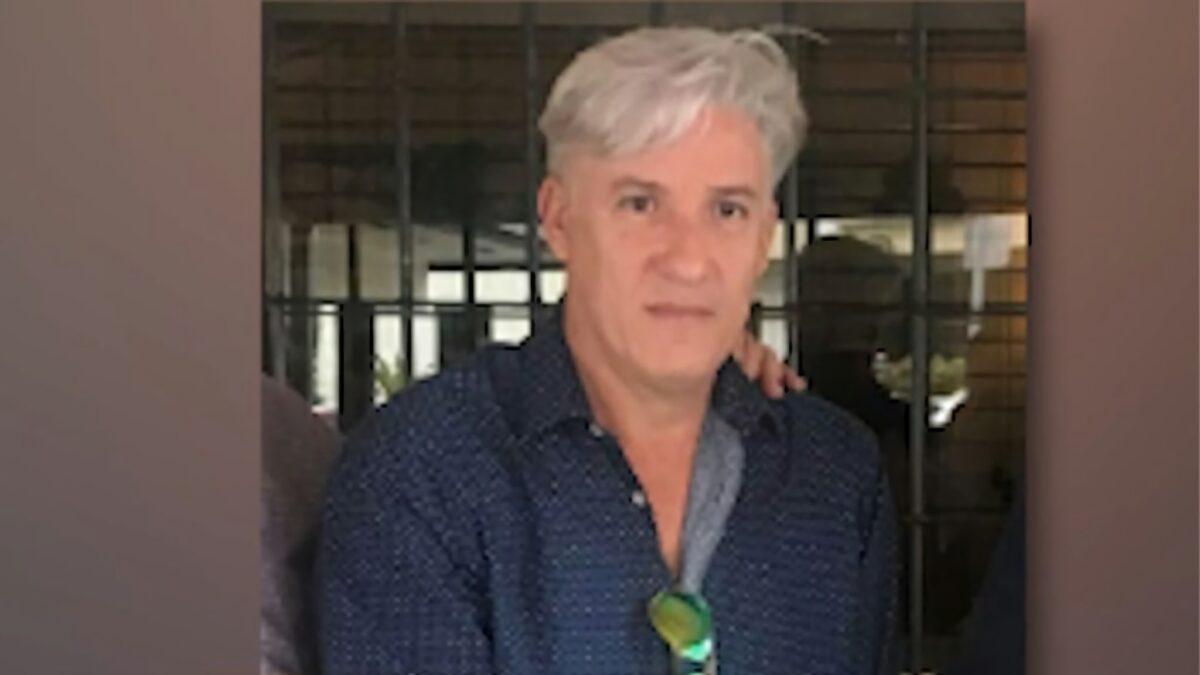ICE deporta a presunto espía cubano por fraude migratorio