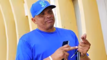 Expelotero cubano Eriel Sánchez facilitará el pago de pensiones a glorias deportivas