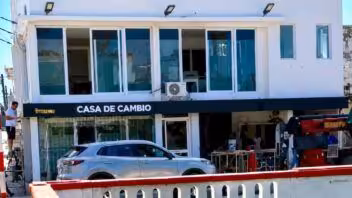 Dólar por encima de 700 pesos: así funciona la casa de cambio privada en Cuba