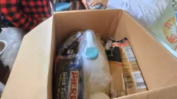 Arroz, frijoles, aceite, azúcar, sardinas y más: donaciones de EE.UU llegan a Cienfuegos