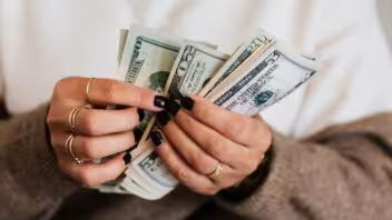 Florida aumenta el salario mínimo: el cambio supone $40 más por semana