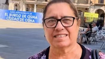 La cubana que llegó a un pueblo de Soria y mantiene vivo su único bar