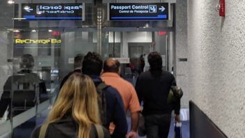 ICE aumenta arrestos en aeropuertos de Estados Unidos: qué está pasando y quiénes están más expuestos