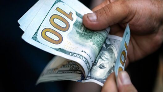 El dólar sigue subiendo en Cuba y ya está muy por encima de los 700 pesos. Tasas de cambio hoy