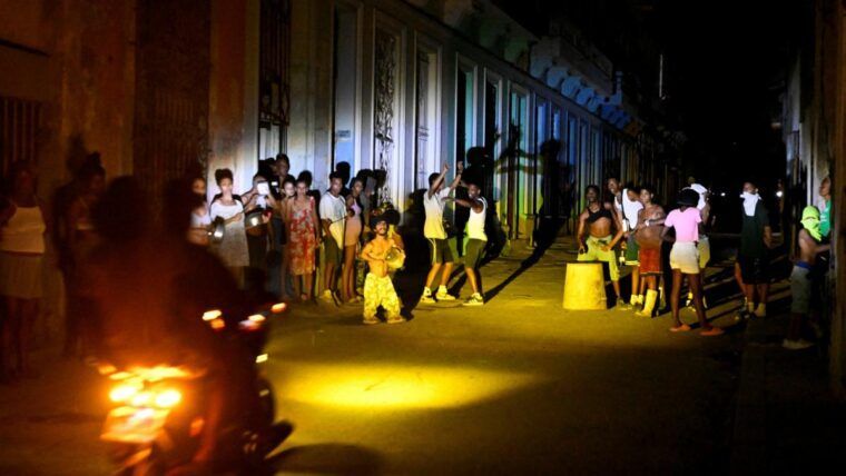 Apagones en Cuba: prevén una afectación de 1950 MW en el horario pico