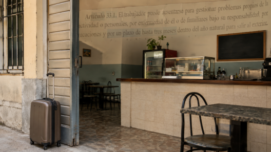 Cuentapropistas en Cuba podrán estar hasta tres meses en el exterior: estas son las condiciones