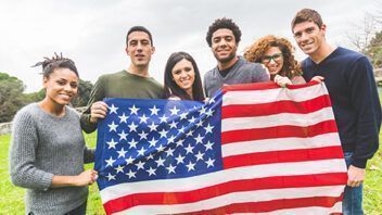 La inmigración en Estados Unidos impulsó la economía entre 2021 y 2024, según estudio