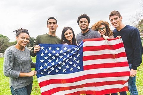 La inmigración en Estados Unidos impulsó la economía entre 2021 y 2024, según estudio
