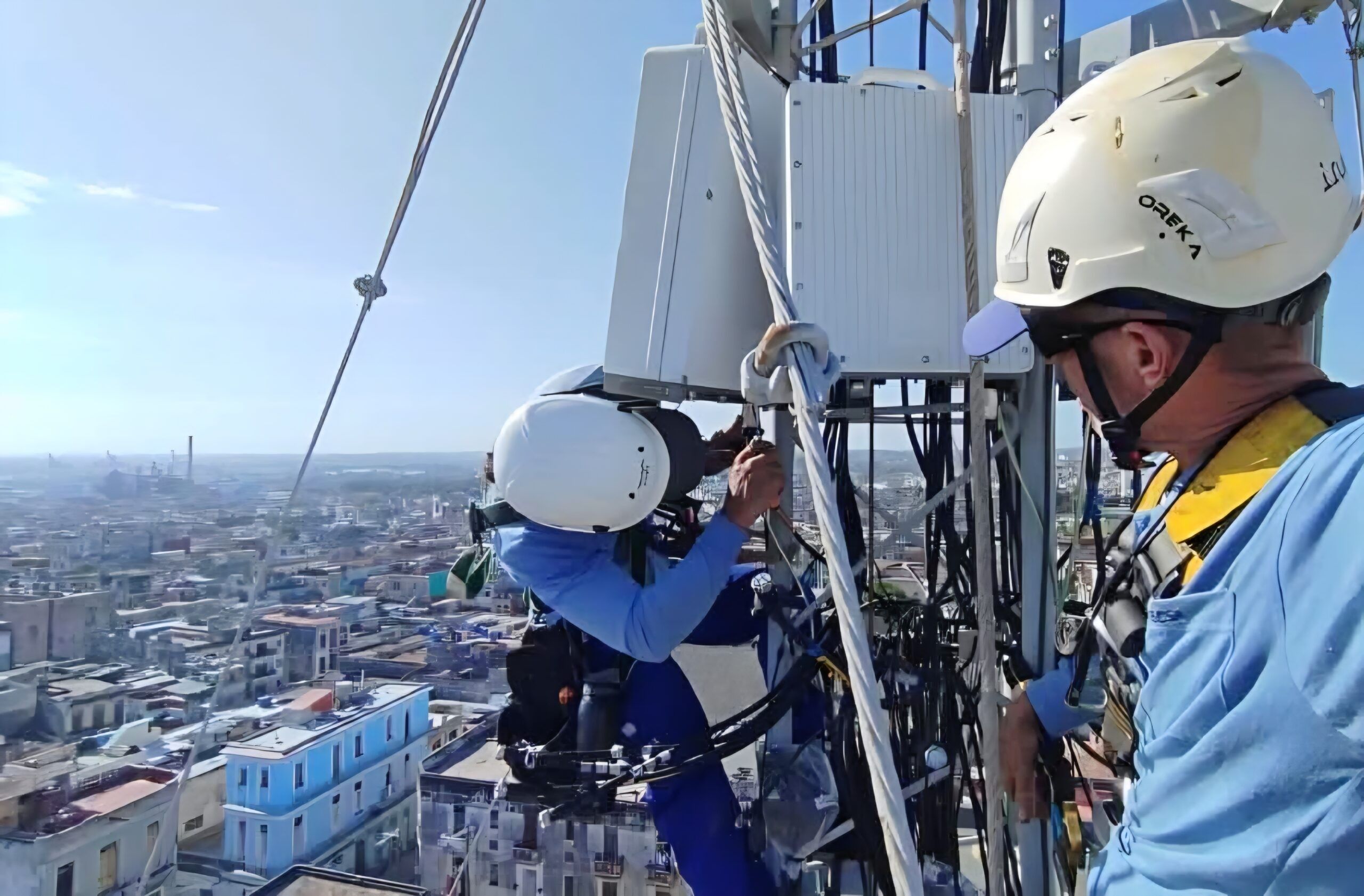 Apagones afectan los servicios de ETECSA: 64 cabeceras municipales ya tienen respaldo solar