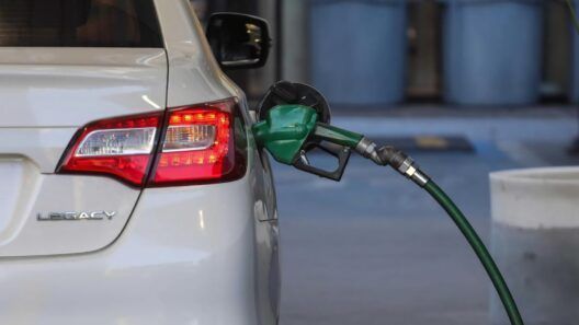 Precio del diésel en Estados Unidos rebasa los 6,40 dólares