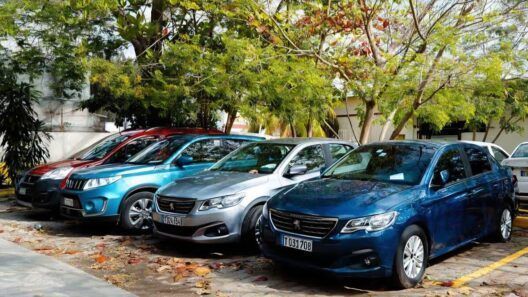¿Autos, motos o bicicletas para turistas? Esto cambia para los negocios privados en Cuba
