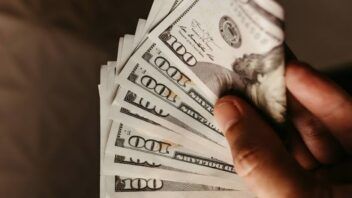 Hoy suben tanto el dólar como el euro en Cuba: así amanecen las tasas de cambio del mercado informal