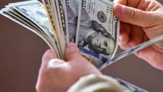 El dólar sigue sin frenos: esto es lo que ha subido el USD en las últimas horas y así está el euro en Cuba