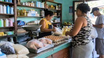 Mercados de Barrio en Cuba: ¿quién puede pagar esos precios?