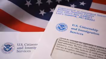 USCIS envía nuevas cartas a inmigrantes: qué significan y cuándo debes actuar