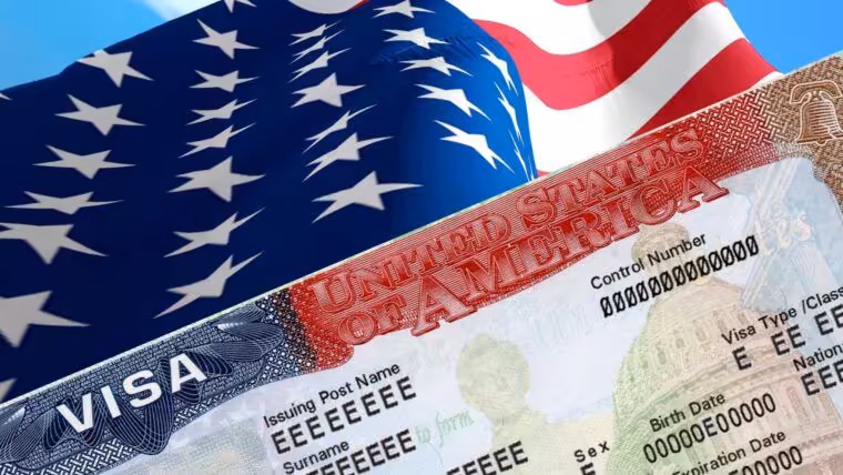 Entradas legales a Estados Unidos caen más que los cruces irregulares