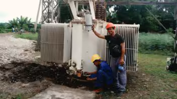 Robo de aceite de transformadores deja apagones y víctimas en Santiago de Cuba
