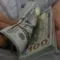 Dólar y euro vuelven a subir y se acercan gradualmente a los 1000 pesos