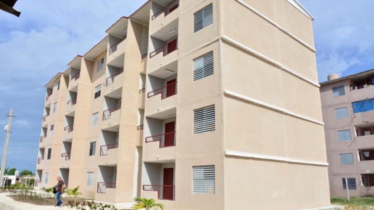 Falta combustible para completar un edificio de 20 apartamentos en Yaguajay