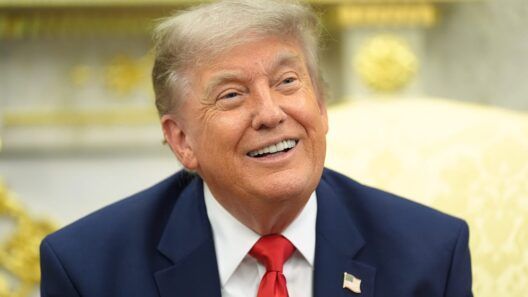 Precios en Estados Unidos: gasolina y vivienda lejos de las promesas de Trump