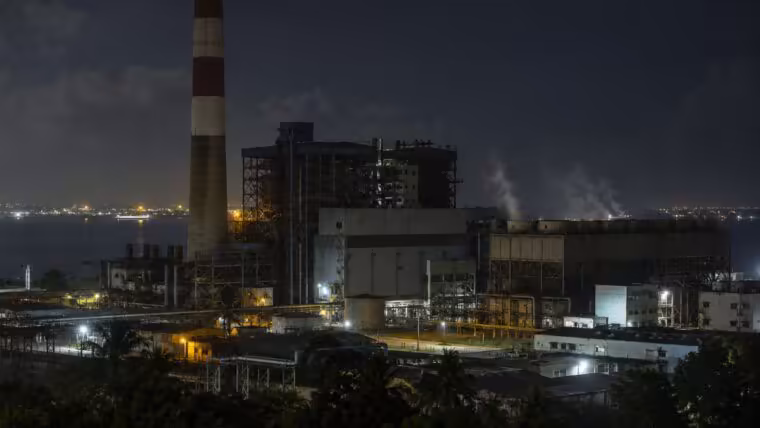 Apagones en Cuba: prevén 1800 MW de afectación en la hora pico de este martes